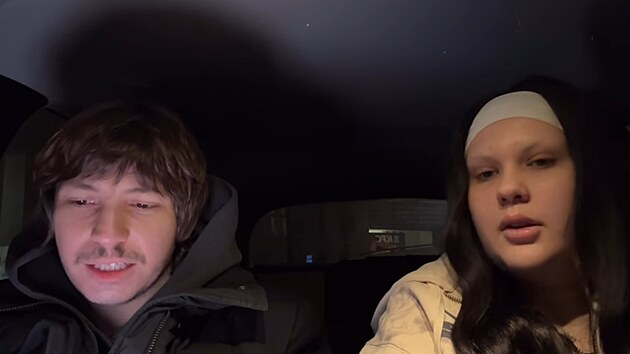 Sinai a Sugar Denny obdrželi předžalobní výzvu