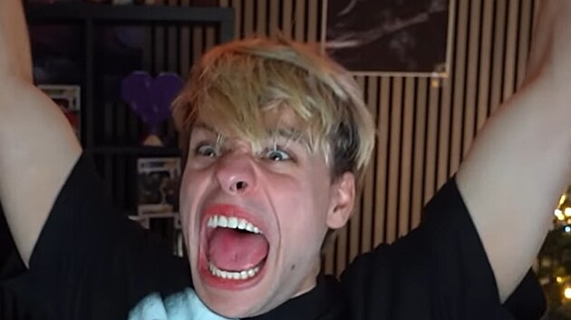 Opat se zase opil na streamu