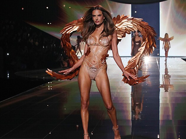 Alessandra Ambrosio