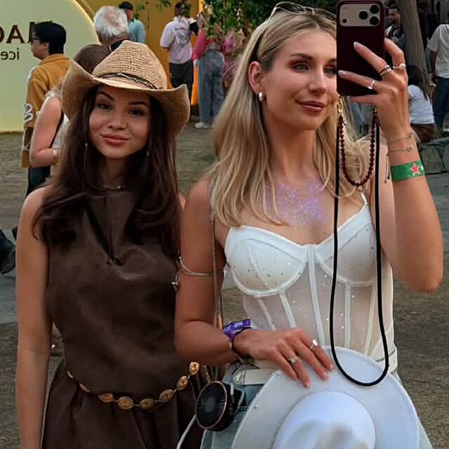 Markéta Králová a Hana Schicková