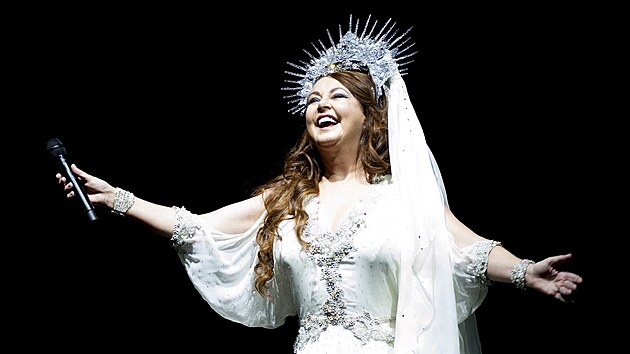 Sarah Brightman, vystoupen&iacute;, na p&oacute;diu