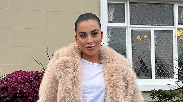 Katie Salmon z Love Islandu tvořila na Onlyfans