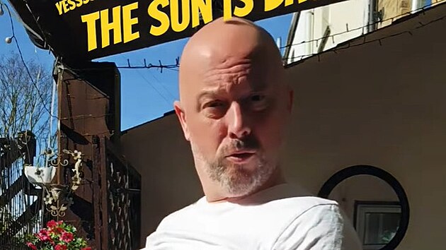 Simon Henderson alias The Belly King