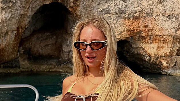 OnlyFans tvůrkyně Sofie pracovala pro Adama Kajumiho
