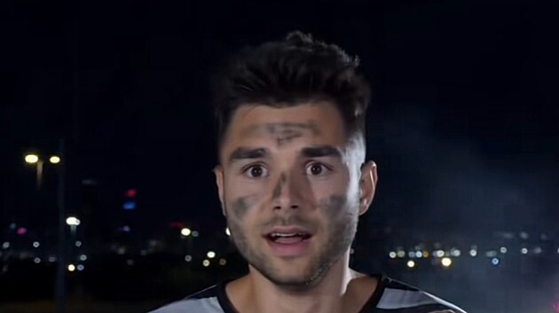 Adam Kajumi je terčem posměchu