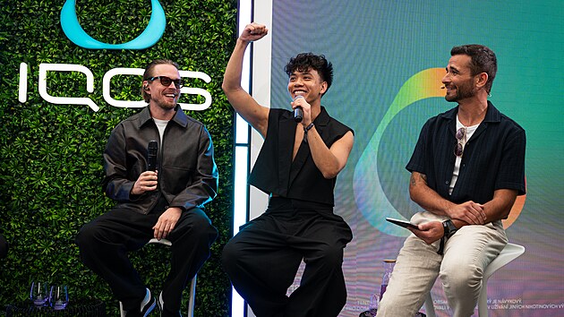 Paulie Garand dorazil do IQOS lounge, kde společně se Slávkem Phamem předvedl vystoupení pro festivalové hosty.