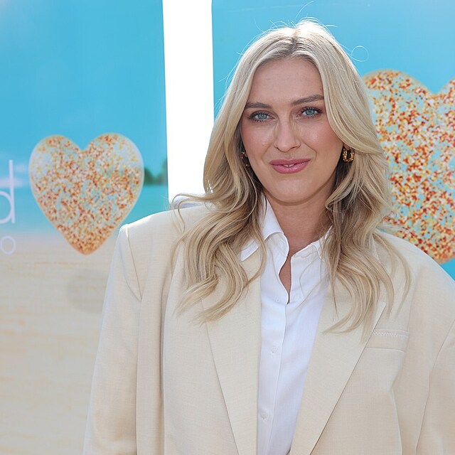 Zorka Hejdová jako moderátorka česko-slovenské verze Love Islandu