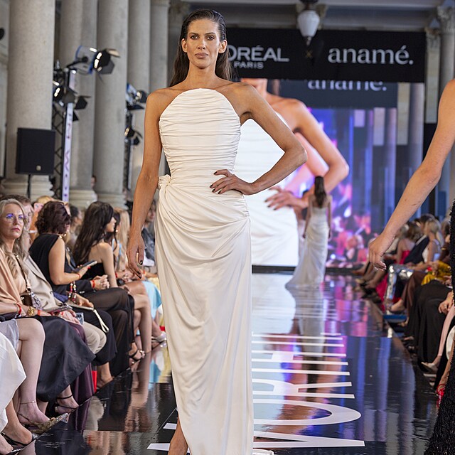 KVIFF 2026, exkluzivní módní přehlídka, kterou L’Oréal Paris pořádá ve spolupráci s módní značkou Anamé, Aneta Vignerová