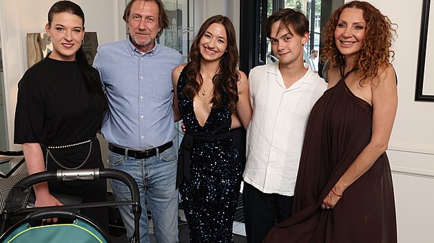 KVIFF 2026, tiskov&aacute; konference k nov&eacute;mu teenager filmu Brig&aacute;da, Jan Anton&iacute;n Duchoslav, Hedvika Helena Peterkov&aacute; Heather, Olga Lopunov&aacute; Maxmili&aacute;n Kocek, Eli&scaron;ka Pytlounov&aacute;