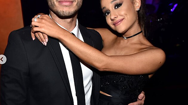 Ariana Grande je zpět s Rickym Alvarezem