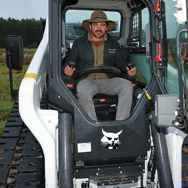 Vojta Kotek na své farmě