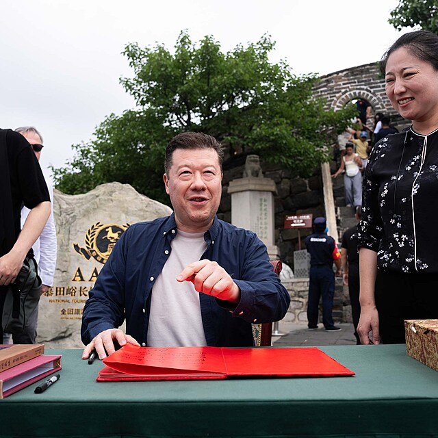 Tomio Okamura na návštěvě Velké čínské zdi, 2026