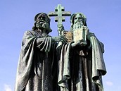 Socha svatého Cyrila a Metoděje na Radhošti