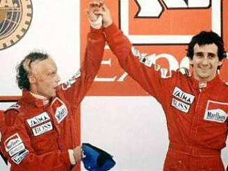 Alain Prost (vravo) s Nikim Laudou jet bhem své kariéry.