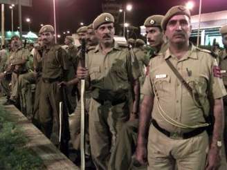 Policisté steí v Dillí unesené letadlo
