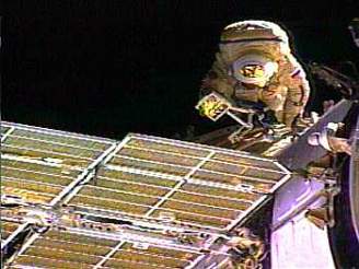 Kosmonaut na pláti stanice