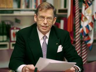 Prezident Václav Havel pi novoroním projevu