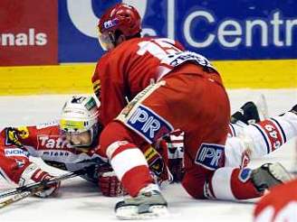 Pardubice - Slavia: Mikeska a Graák