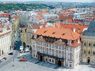 Palác Kinských na Staromstském námstí