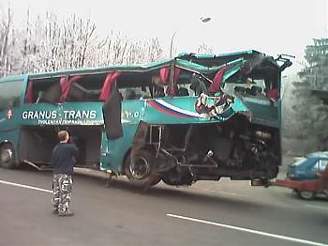 Nehoda autobusu u Domaova