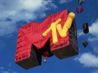 Vyrobit balon s logem MTV by pro firmu nebyl problém, u udlala i katedrálu.