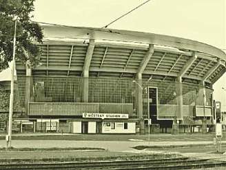Studie stadionu ve Vítkovicích