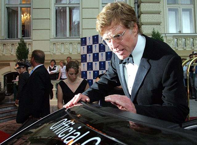 Robert Redford se Sibylle Szaggarsovou (vlevo)