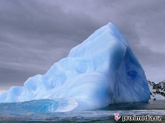 Dsledkem oteplování je i tání ledovc. Ilustraní foto.