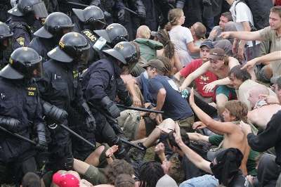 Za policejní zásah nebyl obvinn jediný policista.