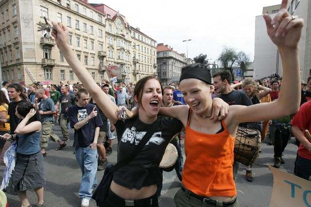 Lidé protestovali proti zákroku na CzechTeku