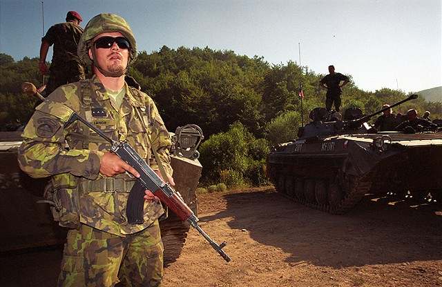 ei pevzali velení v Kosovu