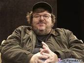 Reisér Michael Moore by ml podle povstalc pomoci k dohod s vládou.