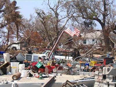 Pt msíc po niivém hurikánu Katrina je stále poheováno 3200 lidí.