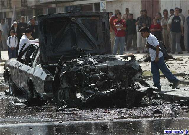 Automobil, který explodoval v Bagdádu