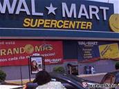 Wal-Mart vyklidil v ebíku Fortune po tyech letech první pozici.