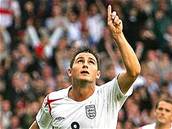 Frank Lampard oslavuje gl