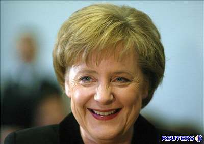 Kancléka Merkelová prohlásila, e se jedná o neobvyklou misi historického významu. Ilustraní foto.