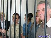 Proti rozsudku smrti protestovala mimo jiné Evropská unie, jejím lenem je Bulharsko od letoního roku.