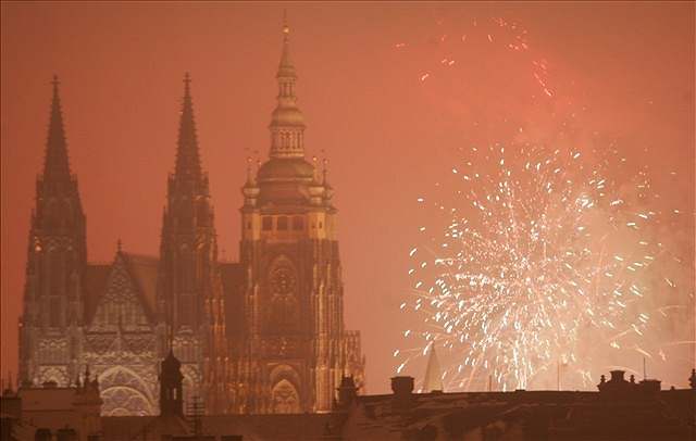 Ohostroj z poátku roku 2007. Letos pijdou novinky, slibuje magistrát.