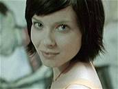 Zuzana ulajová ve filmu O dv slabiky pozadu (2005)