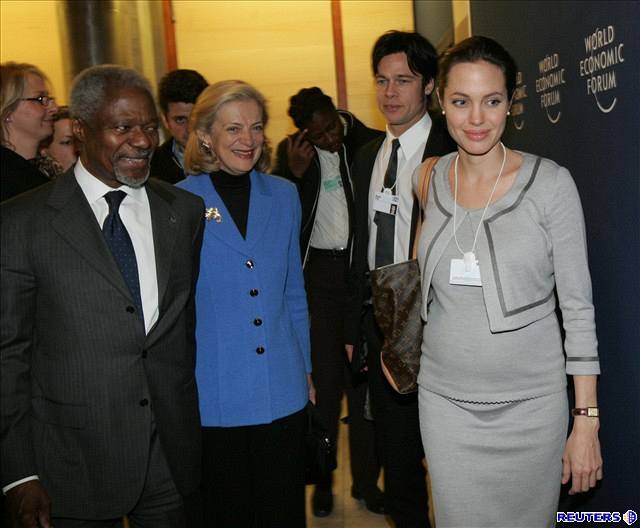 Kofi Annan, Angelina Jolie a Brad Pitt