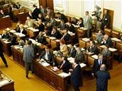 Parlamentní funkcionái dostanou zpt výhodu, kterou jim vzala minulá Snmovna