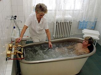 Platby pacient pjdou do desítek tisíc, varují majitelé lázní. Ilustraní foto.