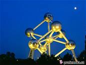 Bruselské Atomium prolo rozsáhlou rekonstrukcí.