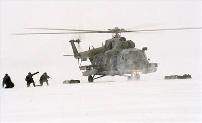 Podle ministra obrany Karla Kühnla jsou ohroeny i stávající mise Armády eské republiky (ilustraní foto).