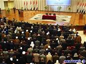 První schze nového iráckého parlamentu