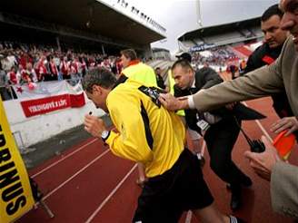 Slavia - Liberec: rozhodí Jára odchází ze hit