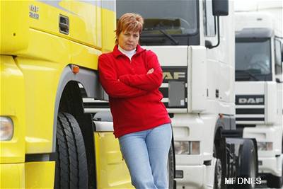 Odborníci vtpují uitelm pravidla rovné píleitosti. Na ilustraním snímku profesionální idika kamionu Jolana Jedliková.