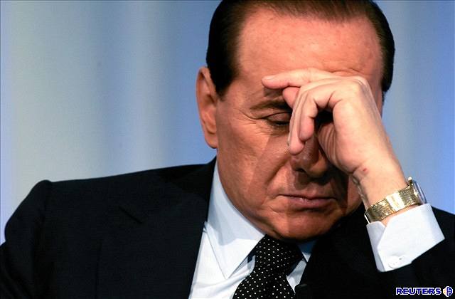 Berlusconi podle prvních výsledk utrpl ve volbách poráku