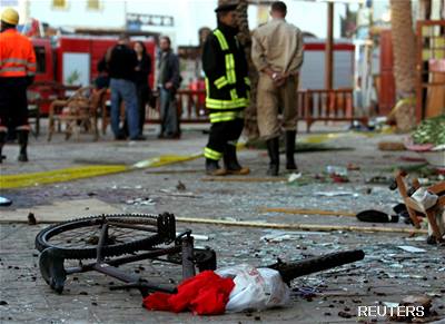 Teroristické výbuchy v Egypt si vyádaly nejmén 18 mrtvých.